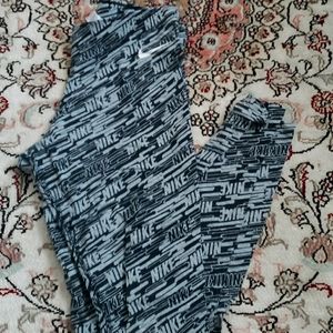 Nike workout legging